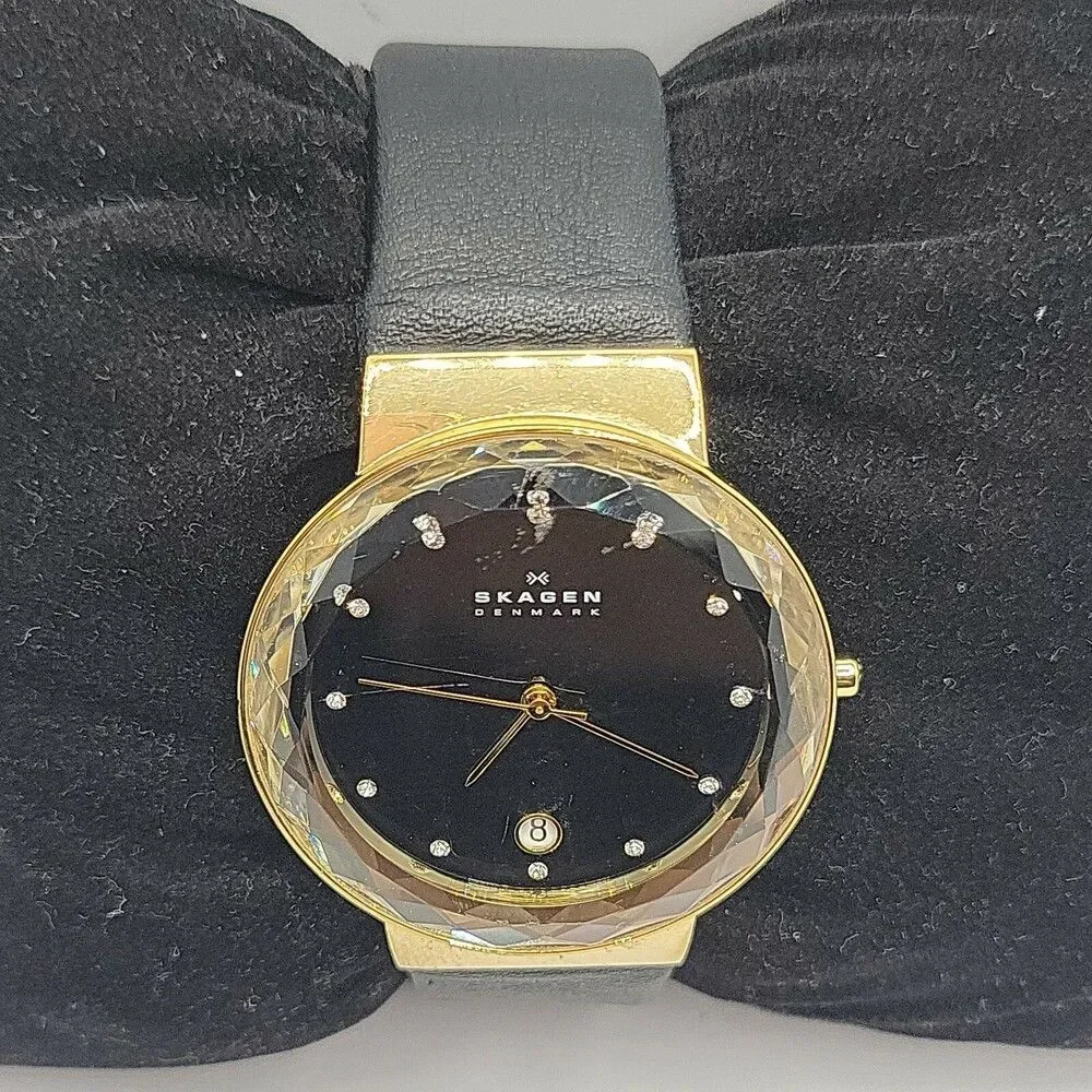 Skagen SKW2124 Womens Black Leather Analog Dial Quartz Genuine Wrist Watch AM736